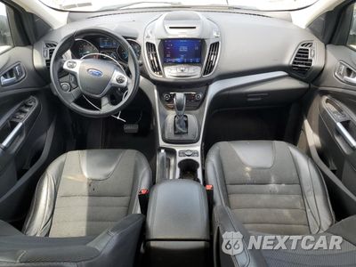 Zdjęcie 8 z 16 samochodu: 2016 FORD ESCAPE SE VIN:1FMCU9GX4GUC33595 - miniatura