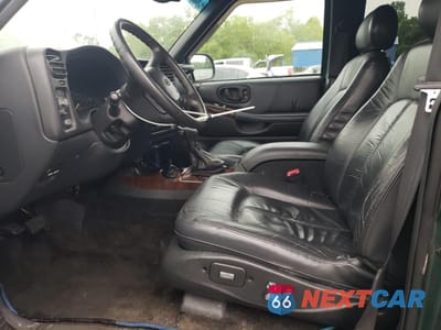 Zdjęcie 7 z 16 samochodu: 2000 OLDSMOBILE BRAVADA VIN:1GHDT13W6Y2373830 - miniatura