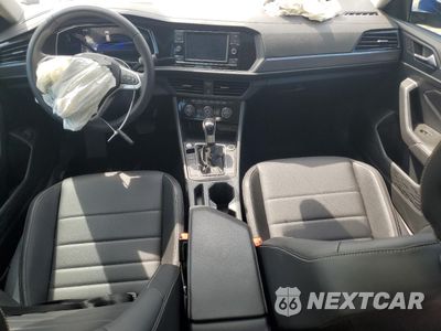Zdjęcie 8 z 13 samochodu: 2023 VOLKSWAGEN JETTA SE VIN:3VW7M7BU1PM043357 - miniatura