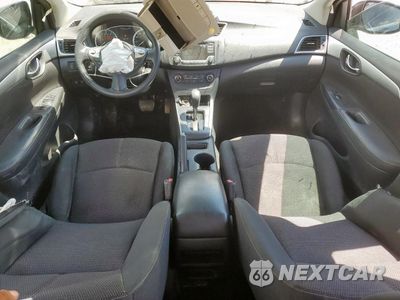 Zdjęcie 8 z 14 samochodu: 2018 NISSAN SENTRA S VIN:3N1AB7AP7JY238151 - miniatura