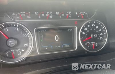 Zdjęcie 8 z 11 samochodu: 2020 INTERNATIONAL LT625 VIN:3HSDZAPR2LN092992 - miniatura