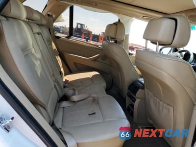 Zdjęcie 11 z 14 samochodu: 2008 BMW X5 4.8I VIN:5UXFE83548L167603 - miniatura