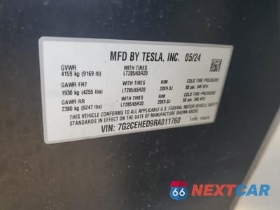 Zdjęcie 14 z 14 samochodu: 2024 TESLA CYBERTRUCK VIN:7G2CEHED9RA011760 - miniatura