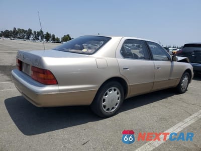 Trzecie zdjęcie samochodu z tyłu: 1997 LEXUS LS 400 VIN:JT8BH28F9V0077106 - miniatura