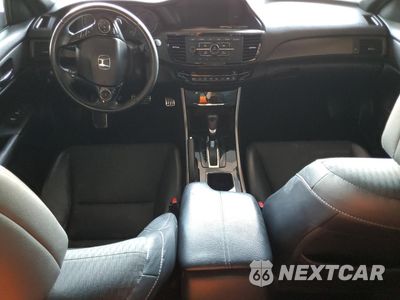 Zdjęcie 8 z 12 samochodu: 2016 HONDA ACCORD SPORT VIN:1HGCR2F59GA071348 - miniatura