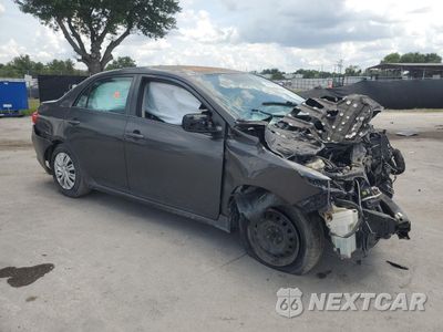 Czwarte zdjęcie samochodu z boku: 2010 TOYOTA COROLLA BASE VIN:1NXBU4EEXAZ328783 - miniatura