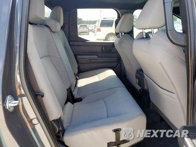 Zdjęcie 10 z 14 samochodu: 2024 TOYOTA TACOMA DOUBLE CAB VIN:3TMKB5FN2RM011546 - miniatura