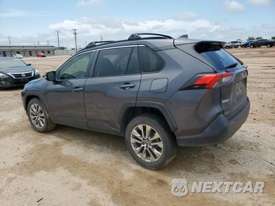 Drugie zdjęcie samochodu z przodu: 2020 TOYOTA RAV4 XLE PREMIUM VIN:JTMC1RFV8LJ021453 - miniatura
