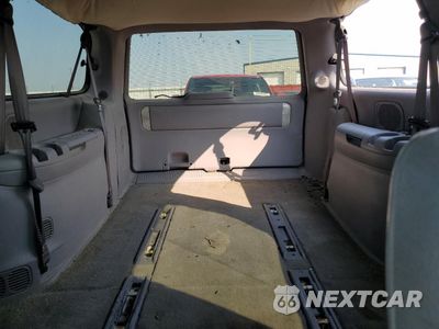 Zdjęcie 10 z 13 samochodu: 2000 DODGE GRAND CARAVAN ES VIN:1B4GP74L3YB684949 - miniatura