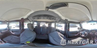 Zdjęcie 14 z 14 samochodu: 2016 JEEP WRANGLER UNLIMITED SPORT VIN:1C4BJWDG2GL324267 - miniatura