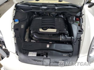 Zdjęcie 12 z 15 samochodu: 2012 PORSCHE CAYENNE VIN:WP1AA2A27CLA00916 - miniatura