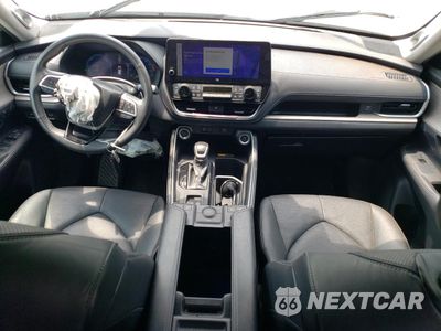 Zdjęcie 8 z 13 samochodu: 2024 TOYOTA GRAND HIGHLANDER XLE VIN:5TDACAB58RS018797 - miniatura