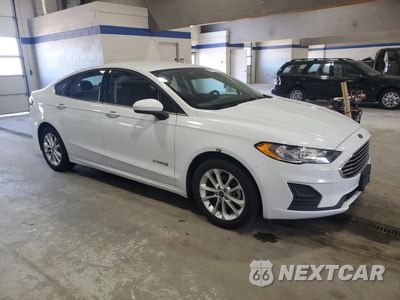 Czwarte zdjęcie samochodu z boku: 2019 FORD FUSION SE VIN:3FA6P0LU6KR284957 - miniatura