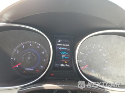 Zdjęcie 9 z 12 samochodu: 2013 HYUNDAI SANTA FE LIMITED VIN:KM8SR4HF4DU002519 - miniatura