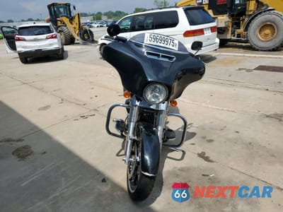 Drugie zdjęcie samochodu z przodu: 2019 HARLEY-DAVIDSON FLHX VIN:1HD1KBC13KB619227 - miniatura