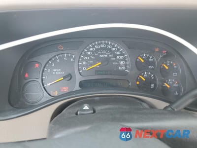 Zdjęcie 9 z 13 samochodu: 2003 CHEVROLET SUBURBAN C1500 VIN:3GNEC16T83G155598 - miniatura