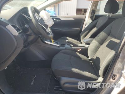 Zdjęcie 7 z 14 samochodu: 2018 NISSAN SENTRA S VIN:3N1AB7APXJY214555 - miniatura