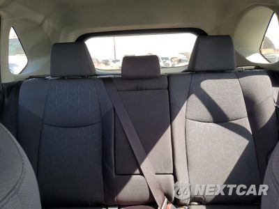Zdjęcie 10 z 14 samochodu: 2019 TOYOTA RAV4 XLE VIN:JTMRWRFVXKD012312 - miniatura