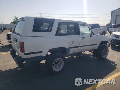 Trzecie zdjęcie samochodu z tyłu: 1986 TOYOTA 4RUNNER RN60 VIN:JT4RN62D6G0045742 - miniatura