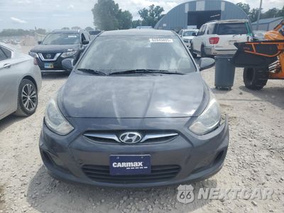 Piąte zdjęcie samochodu w środku: 2013 HYUNDAI ACCENT GLS VIN:KMHCT5AE0DU100220 - miniatura