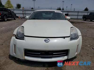 Piąte zdjęcie samochodu w środku: 2008 NISSAN 350Z COUPE VIN:JN1BZ34D88M701258 - miniatura