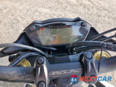 Zdjęcie 7 z 9 samochodu: 2023 SUZUKI GSX-S750 M VIN:JS1C533D0P7100156 - miniatura