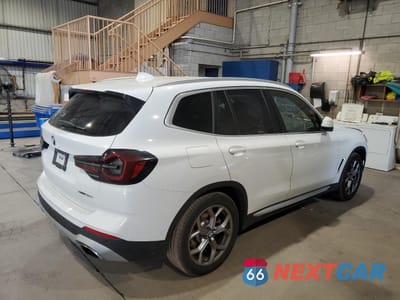 Trzecie zdjęcie samochodu z tyłu: 2022 BMW X3 XDRIVE30I VIN:5UX53DP03N9M81292 - miniatura
