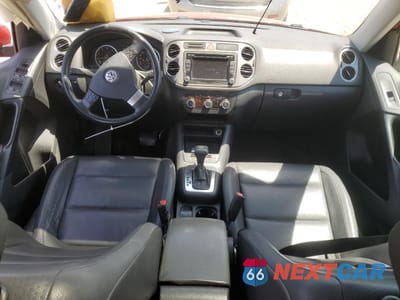 Zdjęcie 8 z 12 samochodu: 2010 VOLKSWAGEN TIGUAN SE VIN:WVGBV7AX2AW003569 - miniatura