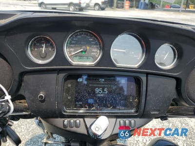 Zdjęcie 7 z 9 samochodu: 2020 HARLEY-DAVIDSON FLHTCUTG VIN:1HD1MAF15LB851149 - miniatura
