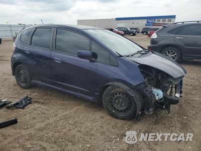Czwarte zdjęcie samochodu z boku: 2009 HONDA FIT SPORT VIN:JHMGE88409S061340 - miniatura