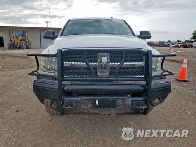 Piąte zdjęcie samochodu w środku: 2015 RAM 2500 ST VIN:3C6UR5CJXFG710480 - miniatura