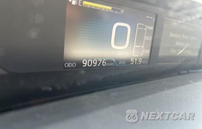 Zdjęcie 8 z 11 samochodu: 2018 TOYOTA PRIUS VIN:JTDKBRFU4J3064107 - miniatura