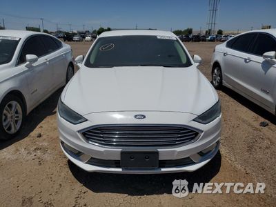 Piąte zdjęcie samochodu w środku: 2017 FORD FUSION SE HYBRID VIN:3FA6P0LU7HR409179 - miniatura