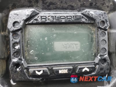Zdjęcie 8 z 11 samochodu: 2023 POLARIS RANGER CREW 1000 PREMIUM VIN:4XAT6E991P8027639 - miniatura