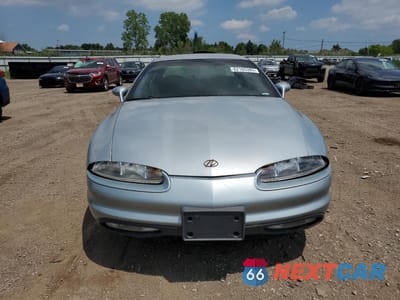 Piąte zdjęcie samochodu w środku: 1997 OLDSMOBILE AURORA VIN:1G3GR62C0V4108195 - miniatura