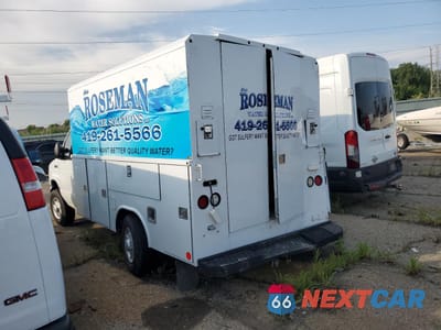 Drugie zdjęcie samochodu z przodu: 2016 FORD ECONOLINE E350 SUPER DUTY CUTAWAY VAN VIN:1FDWE3FS4GDC51639 - miniatura