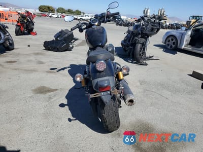 Czwarte zdjęcie samochodu z boku: 2021 YAMAHA XVS950 CUD VIN:JYAVN05E8MA015532 - miniatura