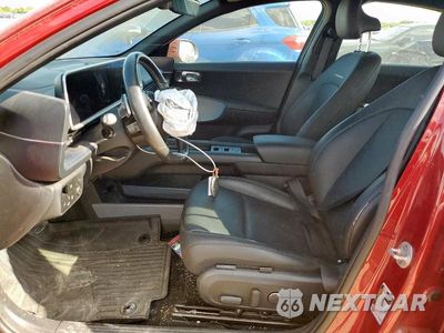 Zdjęcie 7 z 12 samochodu: 2023 HYUNDAI IONIQ 6 SEL VIN:KMHM34AA8PA046649 - miniatura