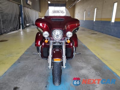 Drugie zdjęcie samochodu z przodu: 2017 HARLEY-DAVIDSON FLHTCUTG TRI GLIDE ULTRA VIN:1HD1MAD12HB858005 - miniatura