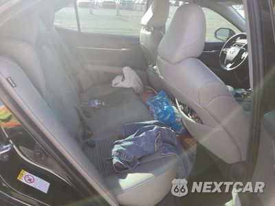 Zdjęcie 10 z 12 samochodu: 2018 TOYOTA CAMRY L VIN:4T1B11HK5JU091791 - miniatura