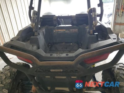 Zdjęcie 6 z 10 samochodu: 2017 POLARIS RZR XP 1000 EPS VIN:3NSVDK99XHF935075 - miniatura