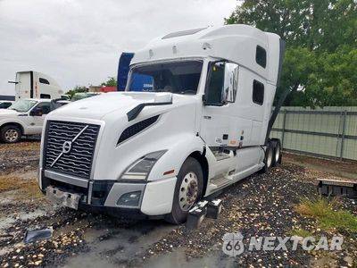 Drugie zdjęcie samochodu z przodu: 2019 VOLVO VNL SEMI TRUCK VIN:4V4NC9EH7KN900887 - miniatura