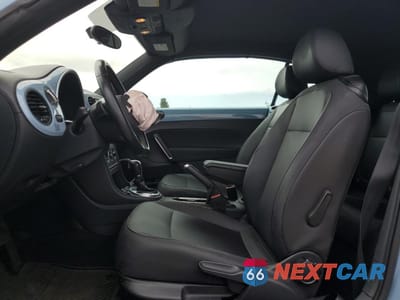 Zdjęcie 7 z 12 samochodu: 2014 VOLKSWAGEN BEETLE VIN:3VW5L7AT1EM823505 - miniatura