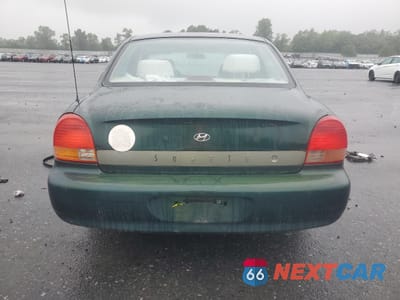 Zdjęcie 6 z 12 samochodu: 2001 HYUNDAI SONATA GL VIN:KMHWF25S51A393869 - miniatura