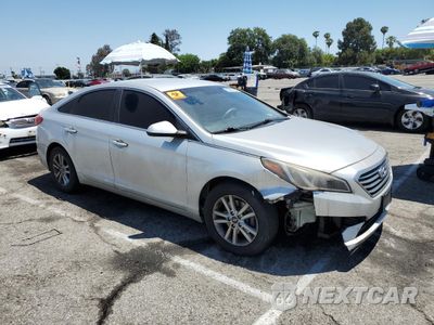 Czwarte zdjęcie samochodu z boku: 2017 HYUNDAI SONATA SE VIN:5NPE24AF3HH574455 - miniatura