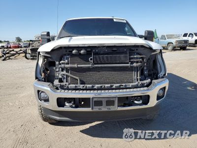 Piąte zdjęcie samochodu w środku: 2016 FORD F250 SUPER DUTY VIN:1FT7W2BT7GEA44137 - miniatura