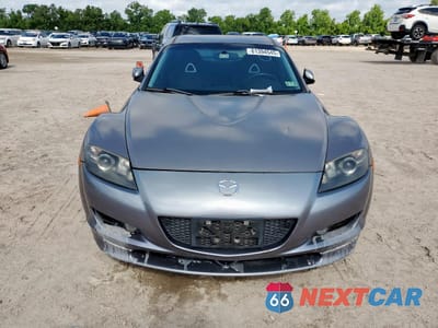 Piąte zdjęcie samochodu w środku: 2004 MAZDA RX8 VIN:JM1FE17N840131962 - miniatura