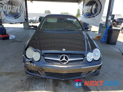 Piąte zdjęcie samochodu w środku: 2009 MERCEDES-BENZ CLK 350 VIN:WDBTK56F19T108492 - miniatura