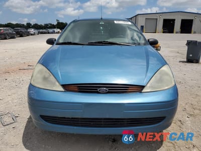 Piąte zdjęcie samochodu w środku: 2001 FORD FOCUS LX VIN:1FAFP33P51W122583 - miniatura