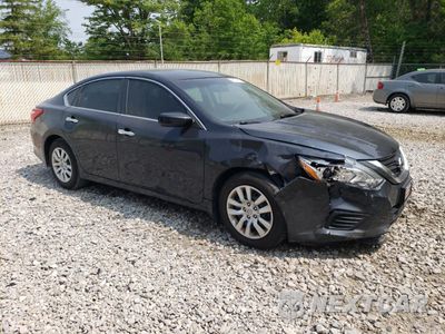 Czwarte zdjęcie samochodu z boku: 2016 NISSAN ALTIMA 2.5 VIN:1N4AL3AP1GC187501 - miniatura